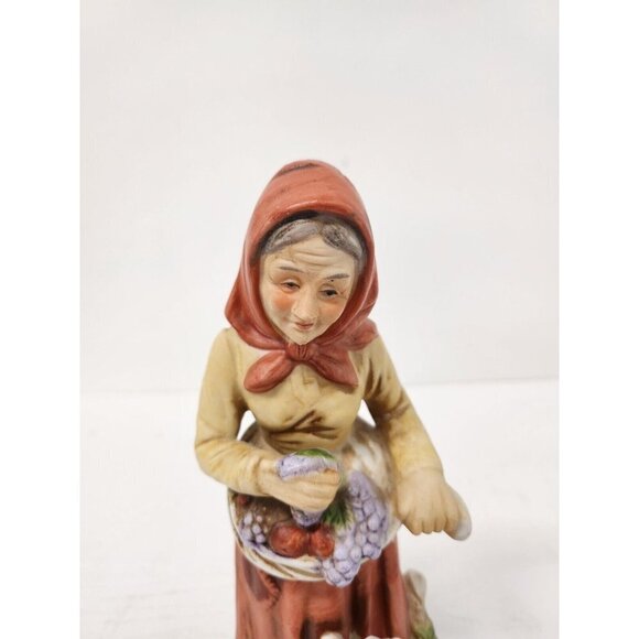 Vintage Homco Farm Woman with Grapes and Dog Large Porcelain Figurine #1417 - Picture 4 of 10